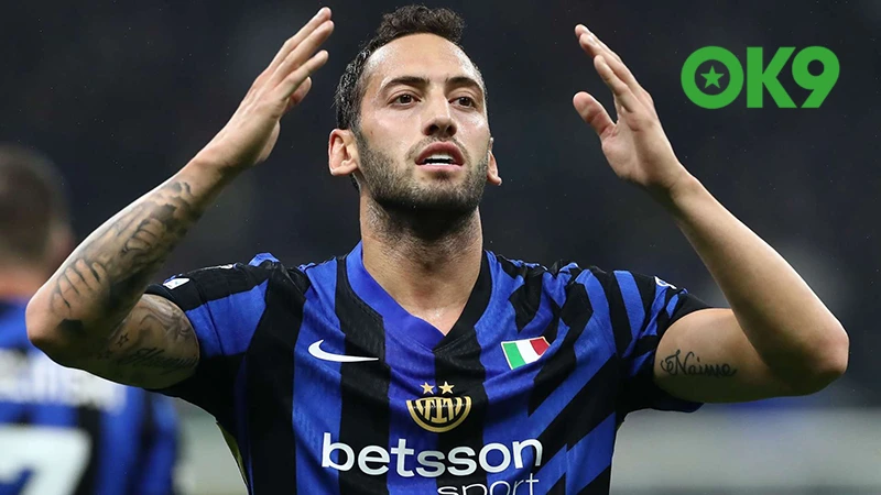 Hakan Calhanoglu và thương vụ hụt với Galatasaray Ngôi sao Inter chấp nhận giảm lương nhưng vẫn bất thành
