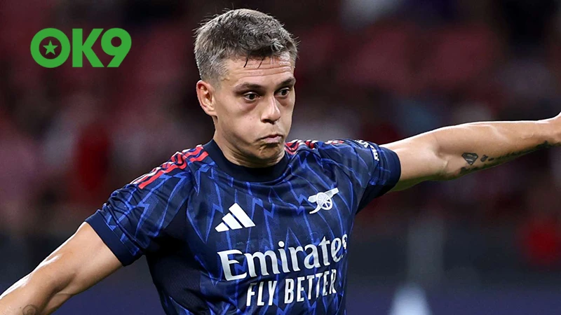Trossard ký hợp đồng mới với Arsenal có thời hạn đến năm 2027